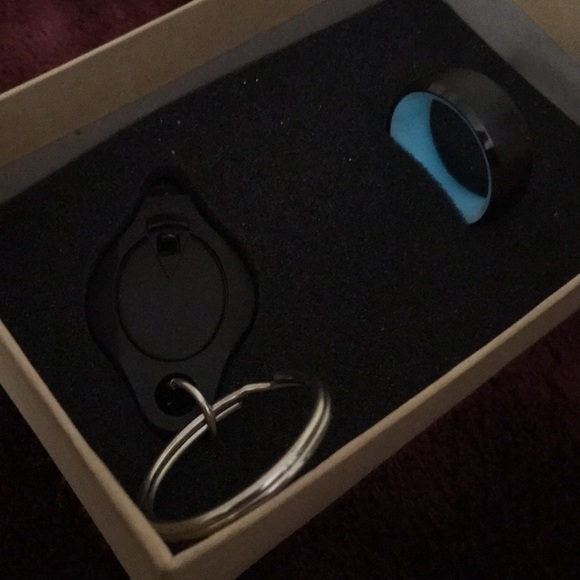 Carbon6/BKLYN glow ring - Picture 4 of 4